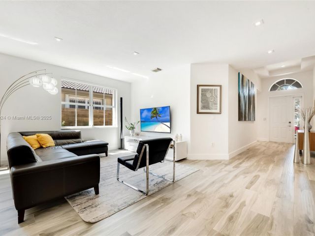 Home for sale at 8527 NW 111th Ct - photo 5705483