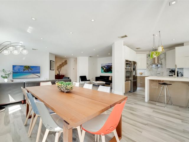 Home for sale at 8527 NW 111th Ct - photo 5705486