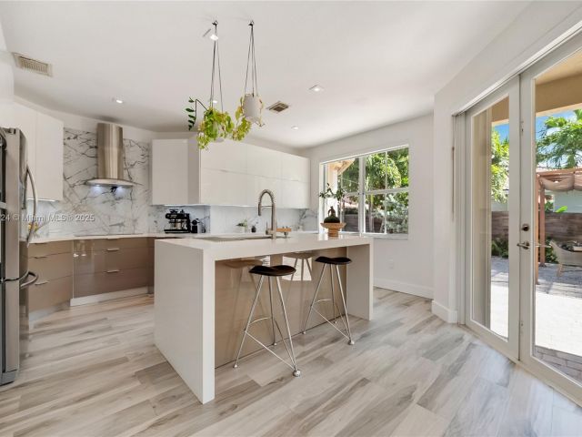 Home for sale at 8527 NW 111th Ct - photo 5705487