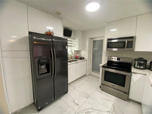 Home for sale at 4410 NW 174th Dr - photo 5793807