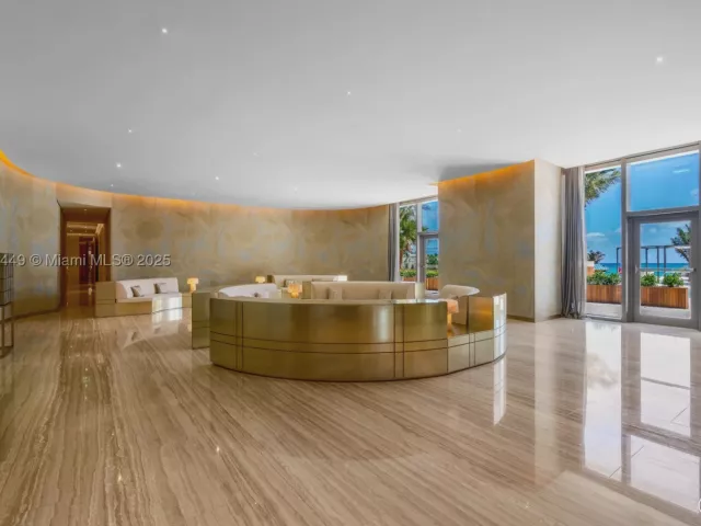 2-bedroom condo for sale in Sunny Isles Beach - 18975 SE Collins Ave 3405 - MondialRealty