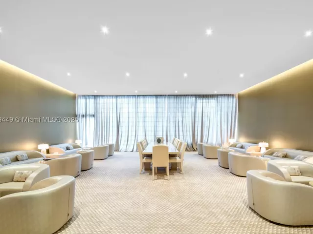 2-bedroom condo for sale in Sunny Isles Beach - 18975 SE Collins Ave 3405 - MondialRealty