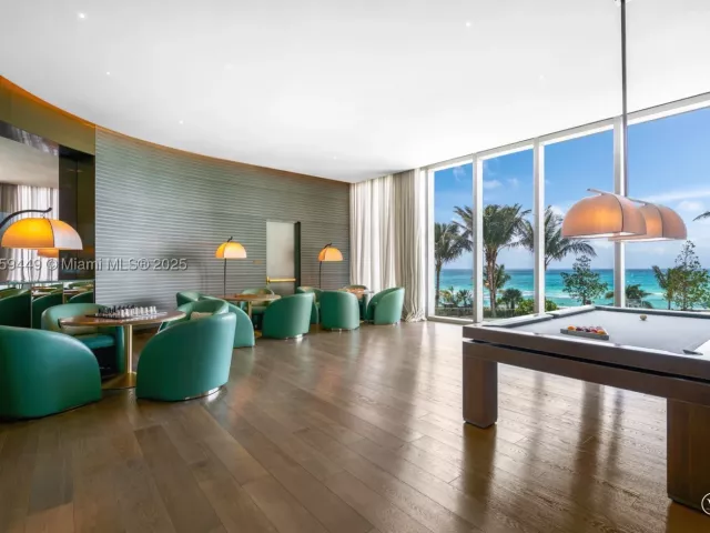 2-bedroom condo for sale in Sunny Isles Beach - 18975 SE Collins Ave 3405 - MondialRealty