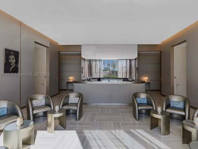 2-bedroom condo for sale in Sunny Isles Beach - 18975 SE Collins Ave 3405 - MondialRealty