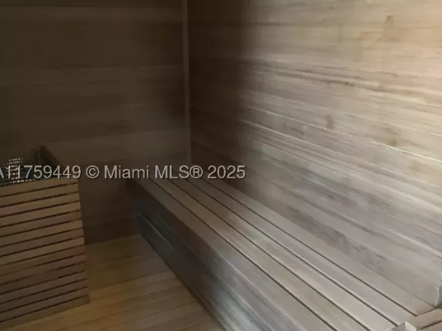 2-bedroom condo for sale in Sunny Isles Beach - 18975 SE Collins Ave 3405 - MondialRealty