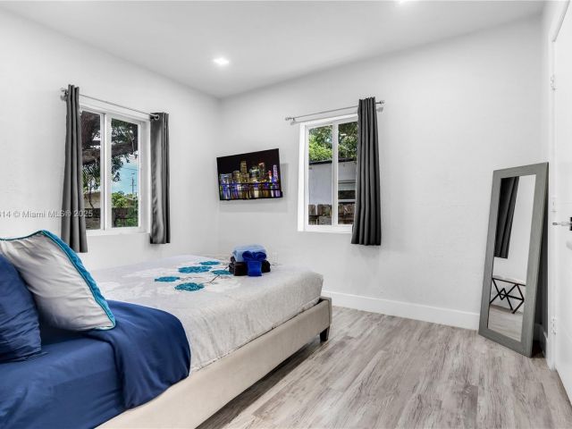 Home for sale at 231 NW 44th St - photo 5992918