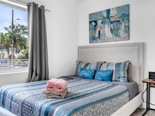 Home for sale at 231 NW 44th St - photo 5992924