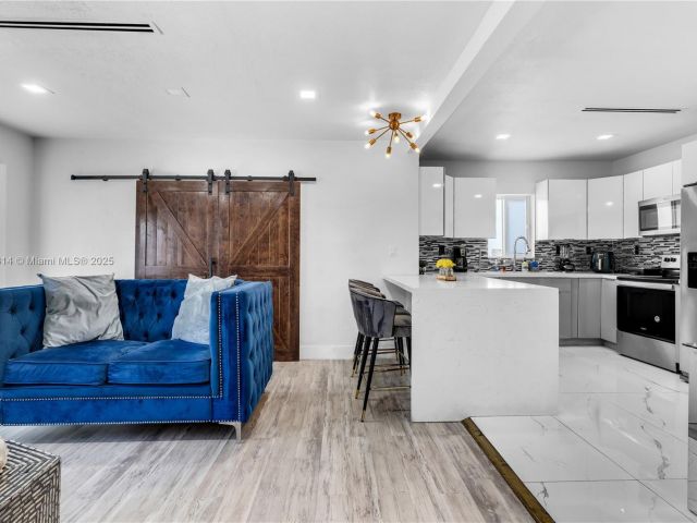 Home for sale at 231 NW 44th St - photo 5992926