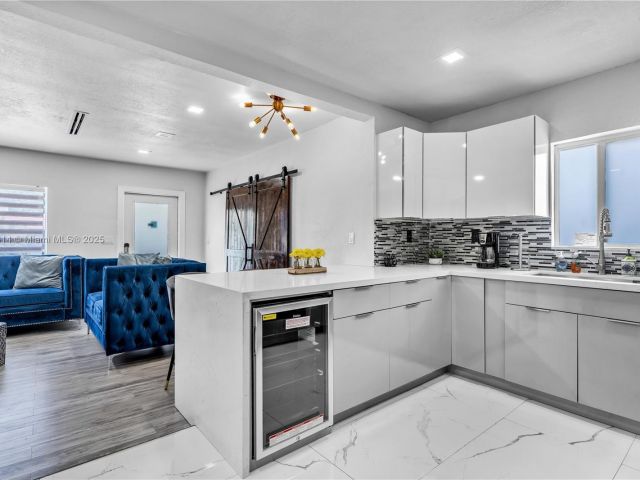 Home for sale at 231 NW 44th St - photo 5992928