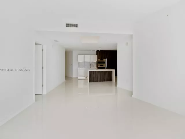 2-bedroom condo for sale in Miami - 851 NE 1st Ave 4203 - MondialRealty