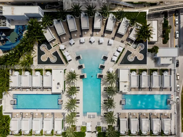 2-bedroom condo for sale in Miami - 851 NE 1st Ave 4203 - MondialRealty