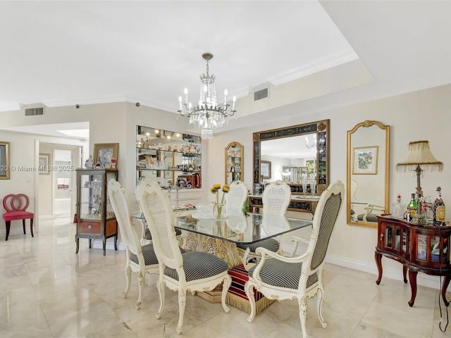 Apartment for sale  Unit #410 - photo 5640696