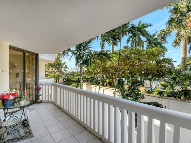 Apartment for sale  Unit #410 - photo 5640703