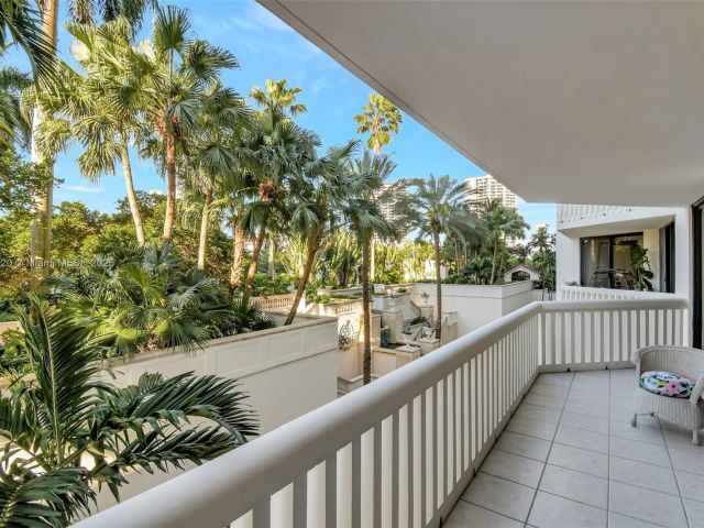 Apartment for sale  Unit #410 - photo 5640704