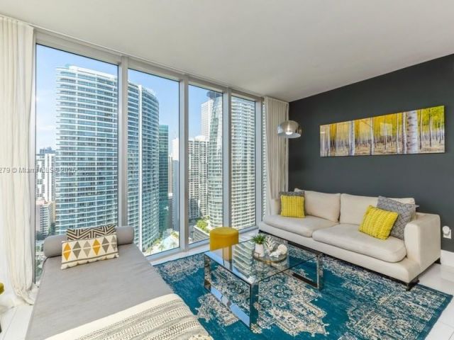 Apartment for rent  Unit #3704 - photo 5615818