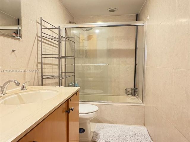 2-bedroom condo for rent in Hallandale Beach - 1965 S Ocean Dr 2F - MondialRealty