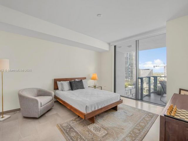 Apartment for sale  Unit #1710 - photo 5608106