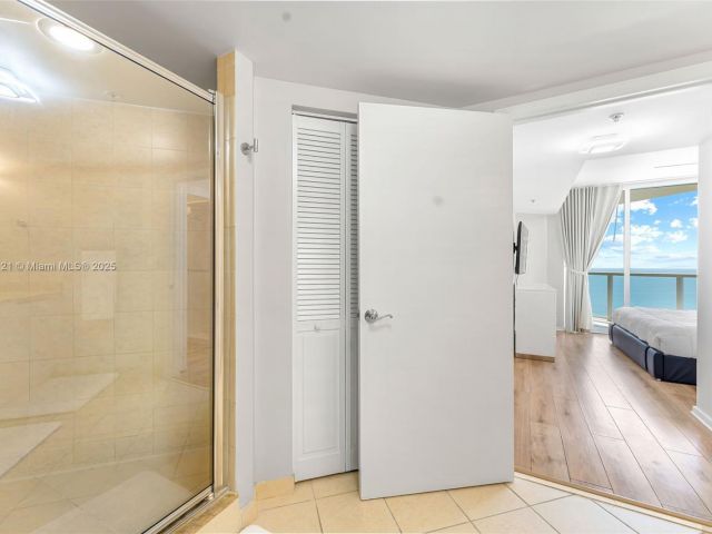 Apartment for rent  Unit #2810 - photo 5856160