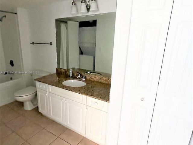 Apartment for sale  Unit #1507 - photo 6168196