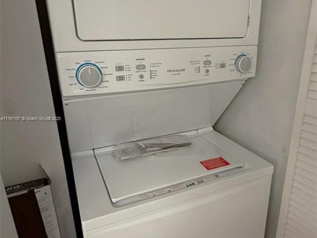 Apartment for sale  Unit #1507 - photo 6168198