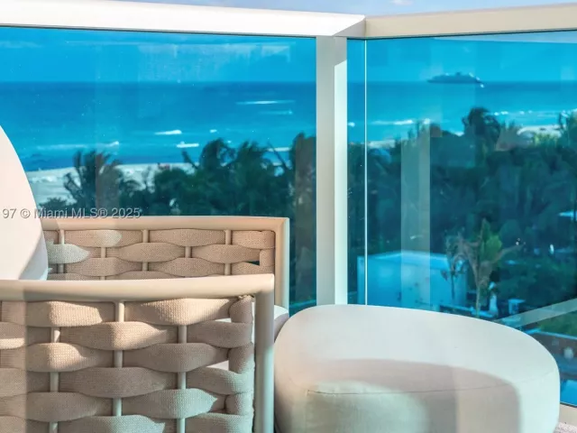 2-bedroom condo for rent in Miami Beach -  - MondialRealty