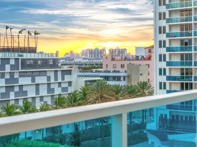 2-bedroom condo for rent in Miami Beach -  - MondialRealty