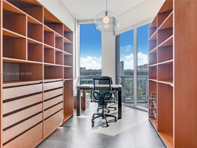 Apartment for sale  Unit #818 - photo 5563839