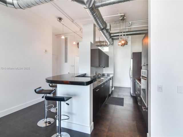 Apartment for sale  Unit #818 - photo 5563843