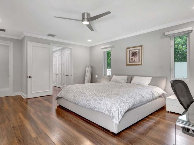 Home for rent at 514 NW 13th Street - photo 5757320