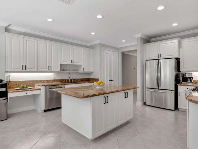 Home for rent at 514 NW 13th Street - photo 5757324