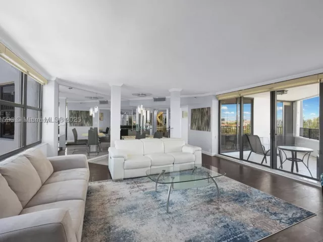 2-bedroom condo for sale in Hallandale Beach - 300 Three Islands Blvd 108 - MondialRealty