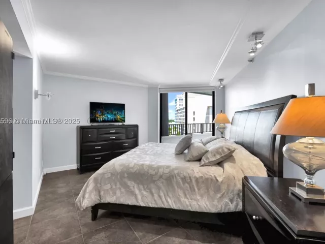 2-bedroom condo for sale in Hallandale Beach - 300 Three Islands Blvd 108 - MondialRealty