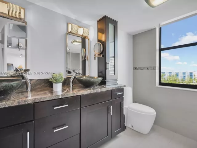 2-bedroom condo for sale in Hallandale Beach - 300 Three Islands Blvd 108 - MondialRealty