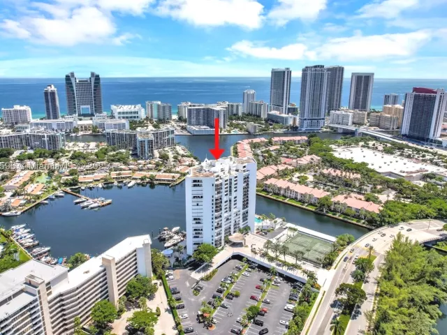2-bedroom condo for sale in Hallandale Beach - 300 Three Islands Blvd 108 - MondialRealty