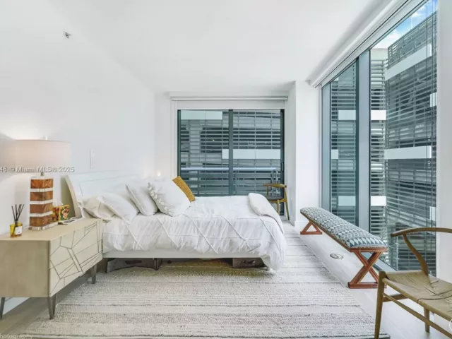 2-bedroom condo for sale in Miami -  - MondialRealty