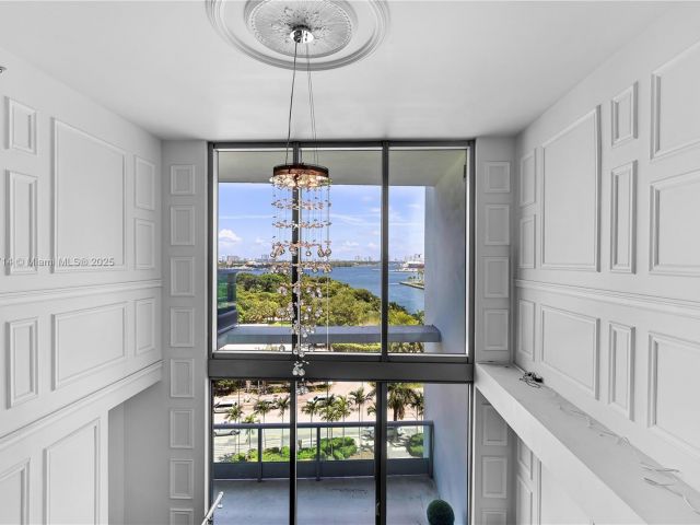 Apartment for rent  Unit #909 - photo 6225930