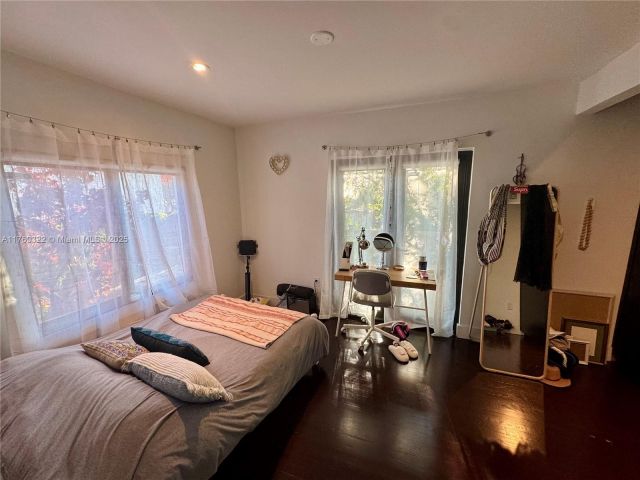 Home for sale at 7020 NE 5th Ave - photo 6239282