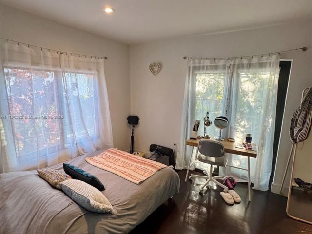 Home for sale at 7020 NE 5th Ave - photo 6239283