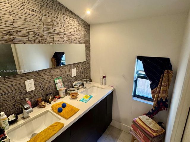 Home for sale at 7020 NE 5th Ave - photo 6239286