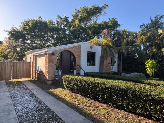 Home for sale at 7020 NE 5th Ave - photo 6239299