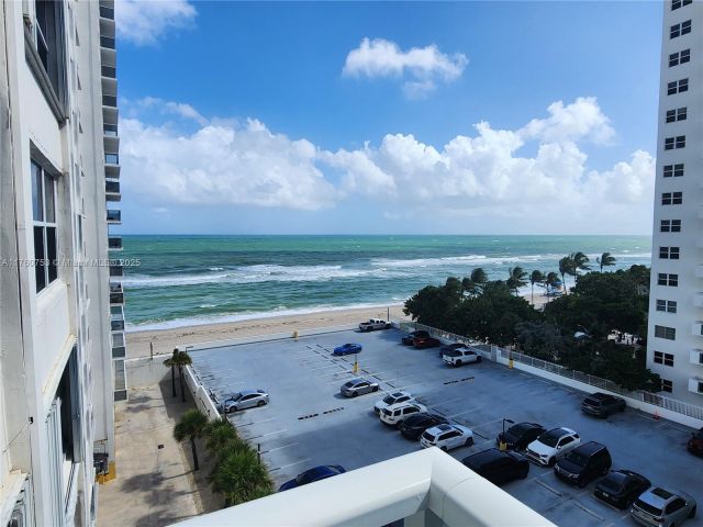 Apartment for sale  Unit #708S - photo 5736059