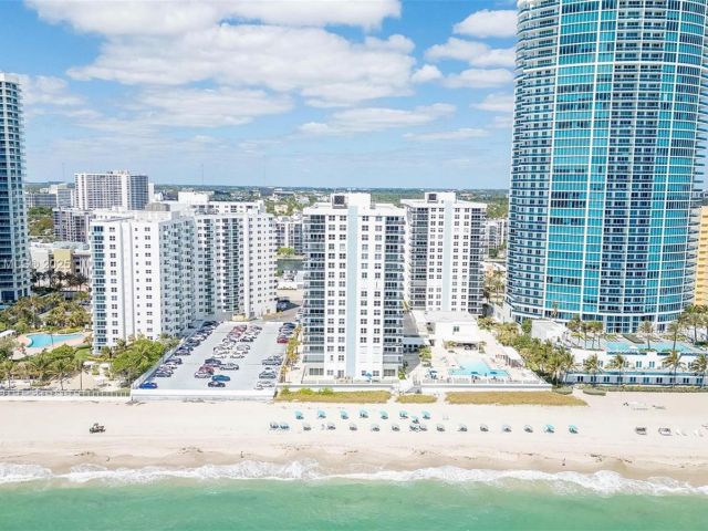 Apartment for sale  Unit #708S - photo 5902023