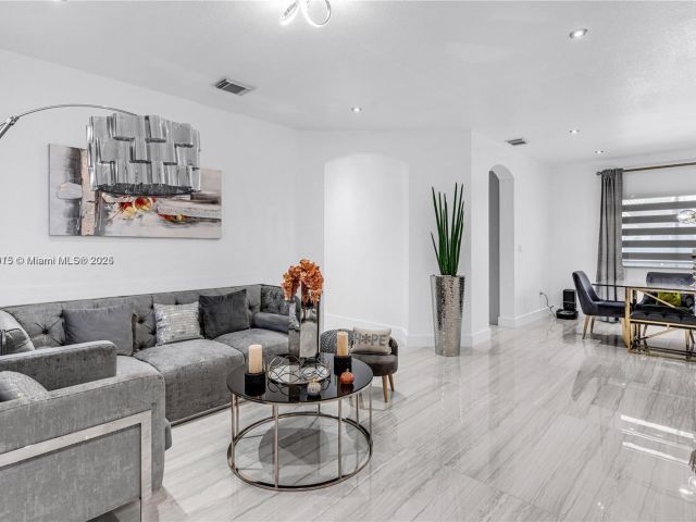 Home for sale at 14214 SW 289th Ter - photo 5924954