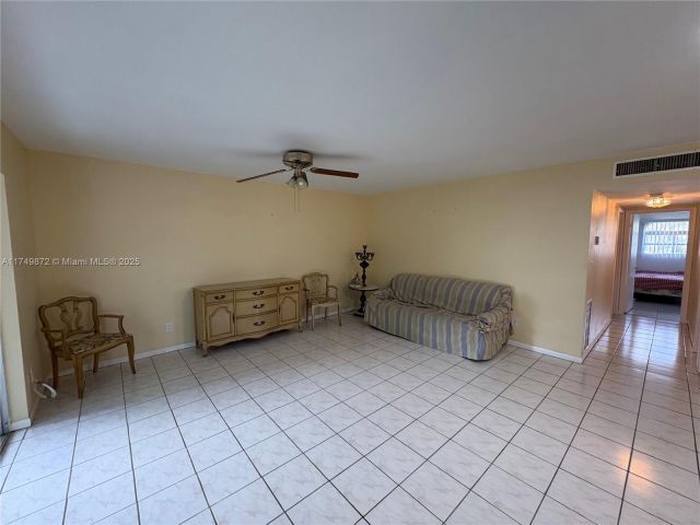 2-bedroom home for rent in Miami - 11260 SW 172nd St II2831 - MondialRealty