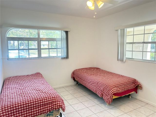 2-bedroom home for rent in Miami - 11260 SW 172nd St II2831 - MondialRealty
