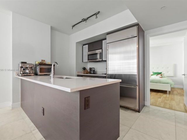 Apartment for sale  Unit #2510 - photo 5607644