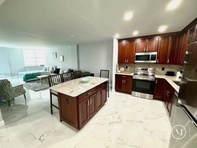 Apartment for sale  Unit #826 - photo 5648108