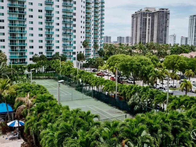 Apartment for sale  Unit #826 - photo 5648104