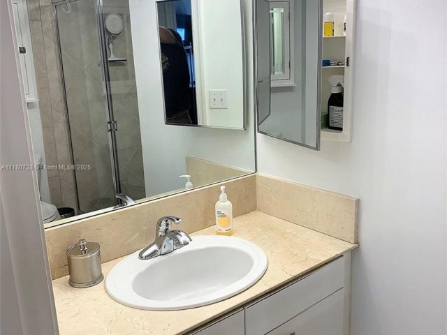 Apartment for sale  Unit #304 - photo 6407673