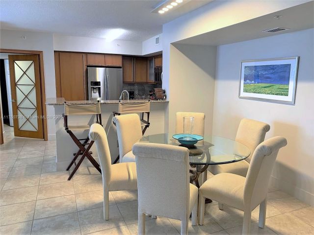 Apartment for sale  Unit #304 - photo 6407684